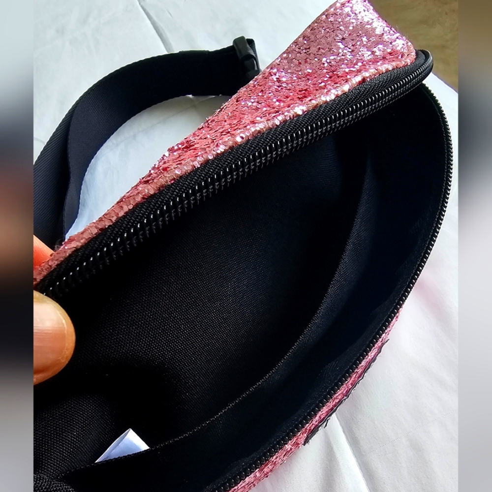 Pink Fanny Pack - Picture 4 of 4